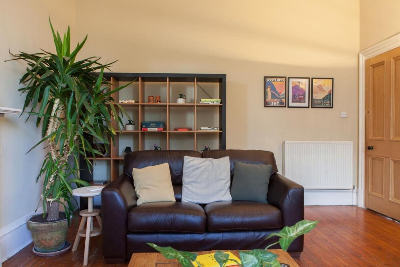 Amazing 4 Bedroom Apartment Just Off The Meadows Единбург Екстериор снимка