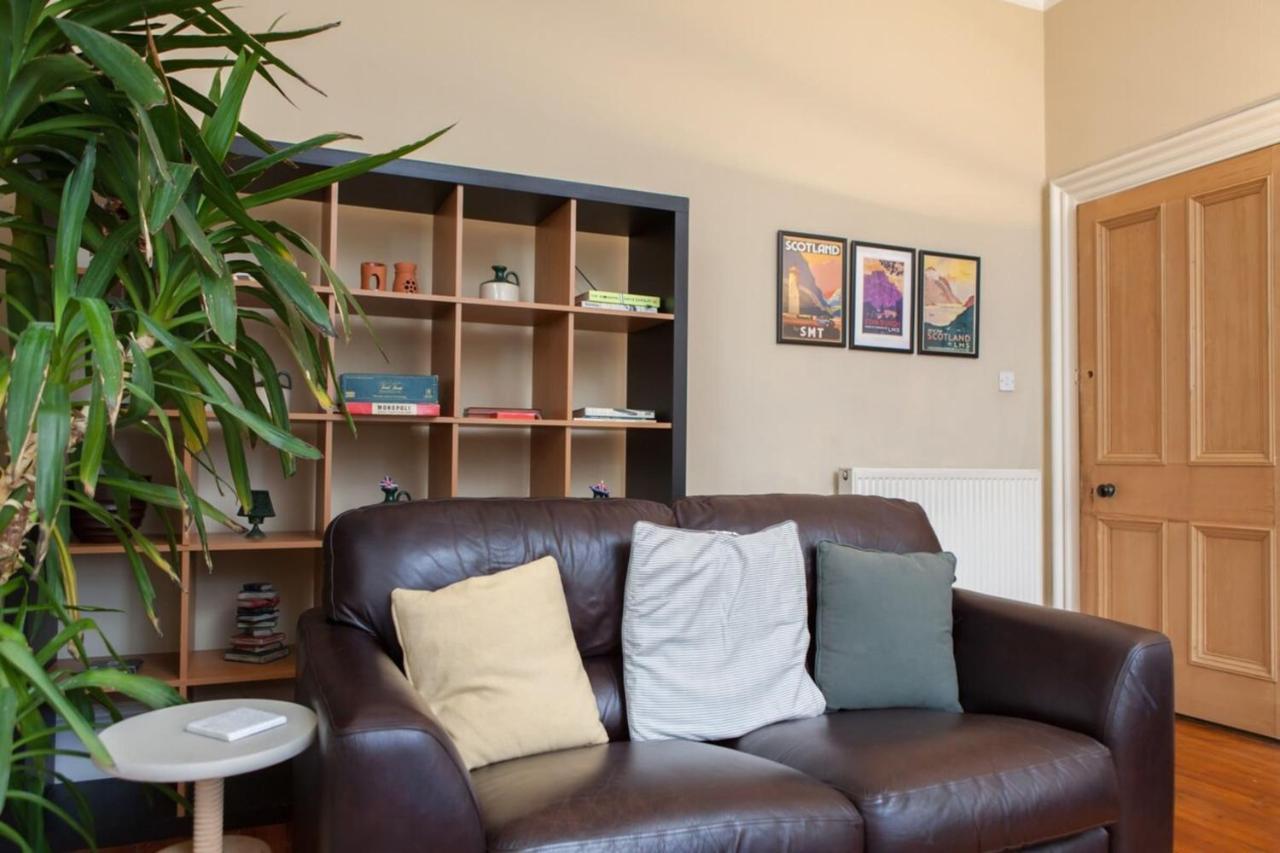 Amazing 4 Bedroom Apartment Just Off The Meadows Единбург Екстериор снимка
