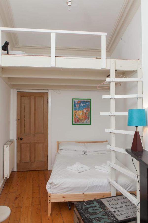 Amazing 4 Bedroom Apartment Just Off The Meadows Единбург Екстериор снимка